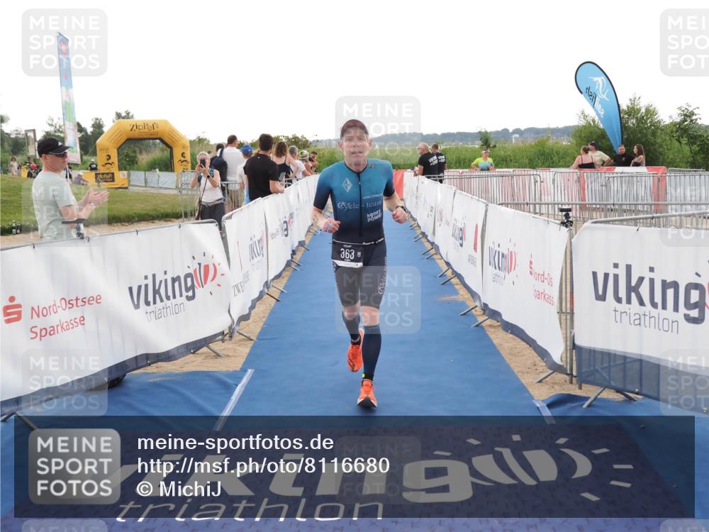 22.06.2025 - Viking Triathlon MichiJ http://msf.ph/oto/8116680 22.06.2025 16:27:24 Ziel 308, 363 meine-sportfotos.de
