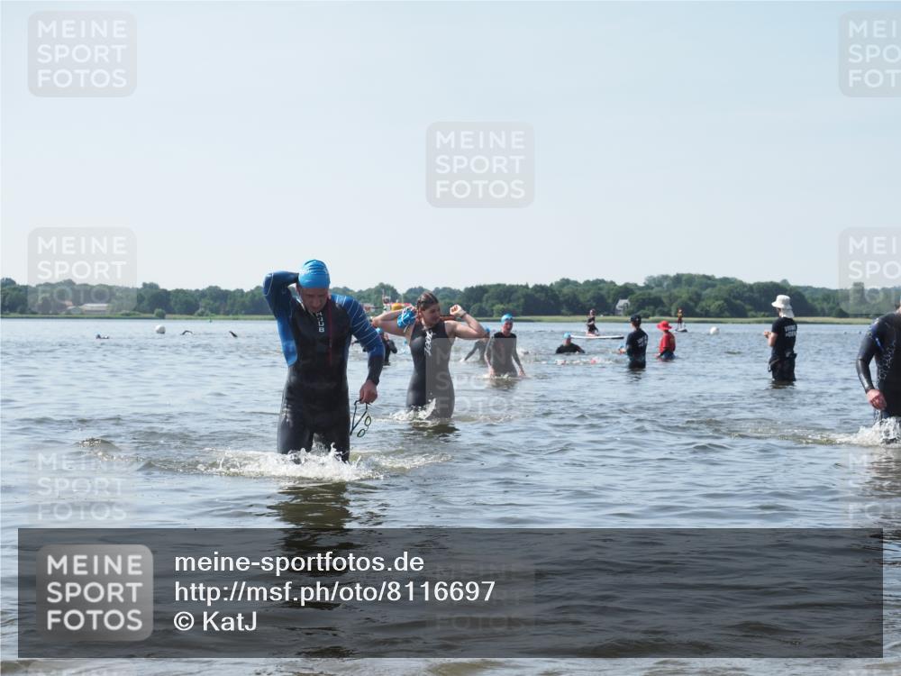 22.06.2025 - Viking Triathlon KatJ http://msf.ph/oto/8116697 22.06.2025 10:43:43 Schwimmen 362, 410, 480, 531 meine-sportfotos.de