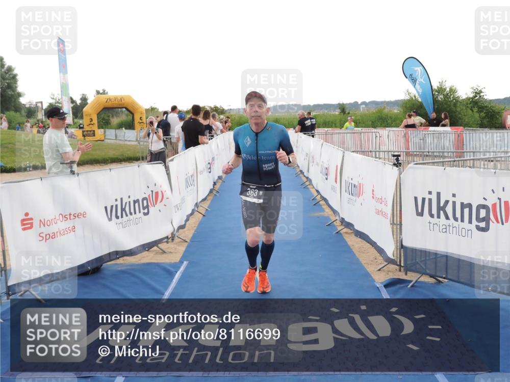 22.06.2025 - Viking Triathlon MichiJ http://msf.ph/oto/8116699 22.06.2025 16:27:24 Ziel 308, 363 meine-sportfotos.de