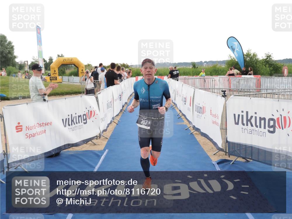 22.06.2025 - Viking Triathlon MichiJ http://msf.ph/oto/8116720 22.06.2025 16:27:24 Ziel 308, 363 meine-sportfotos.de