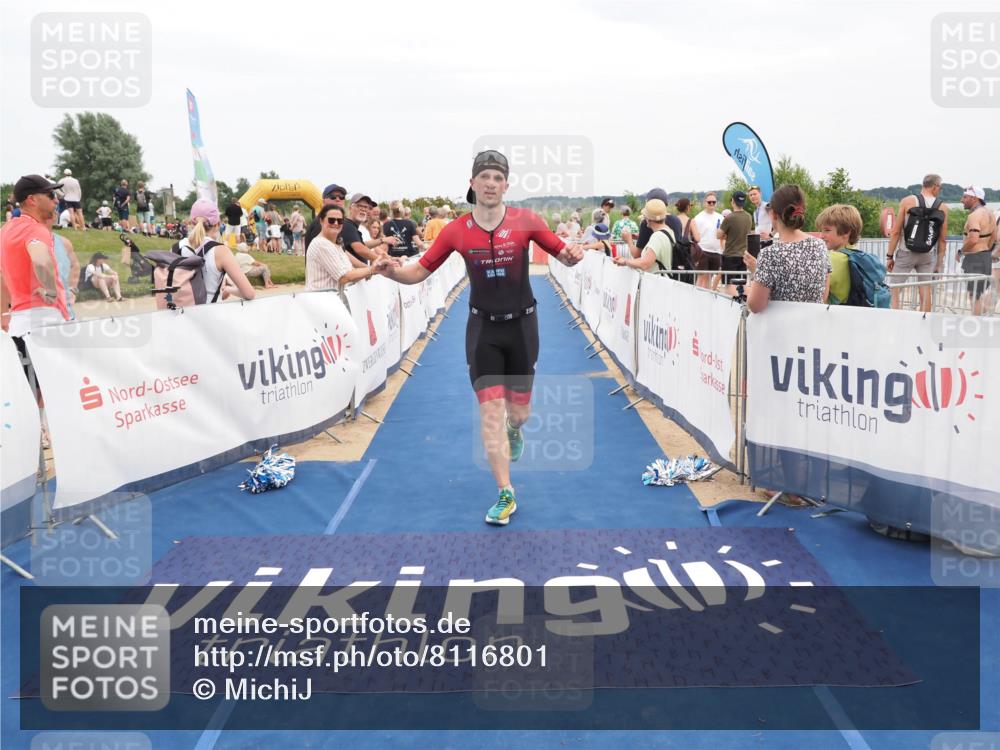 22.06.2025 - Viking Triathlon MichiJ http://msf.ph/oto/8116801 22.06.2025 15:07:00 Ziel 117, 429 meine-sportfotos.de