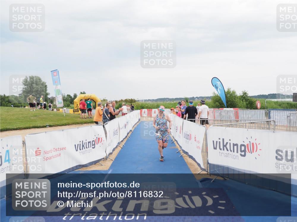 22.06.2025 - Viking Triathlon MichiJ http://msf.ph/oto/8116832 22.06.2025 16:51:56 Ziel 192 meine-sportfotos.de