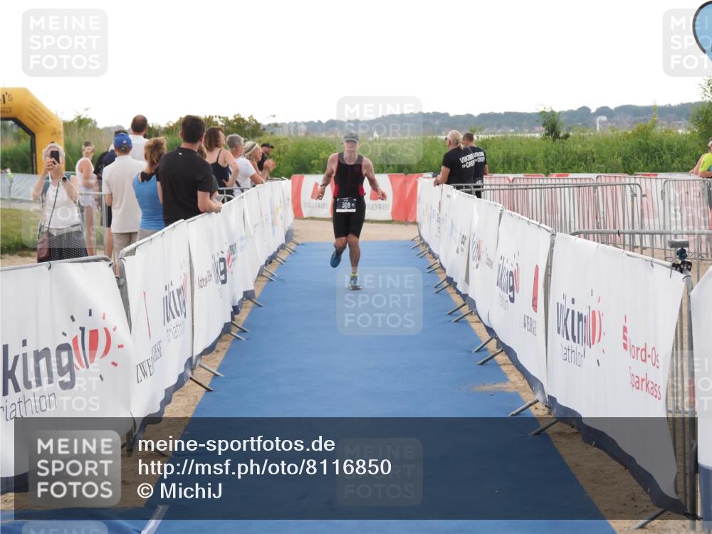 22.06.2025 - Viking Triathlon MichiJ http://msf.ph/oto/8116850 22.06.2025 16:27:26 Ziel 308, 363 meine-sportfotos.de
