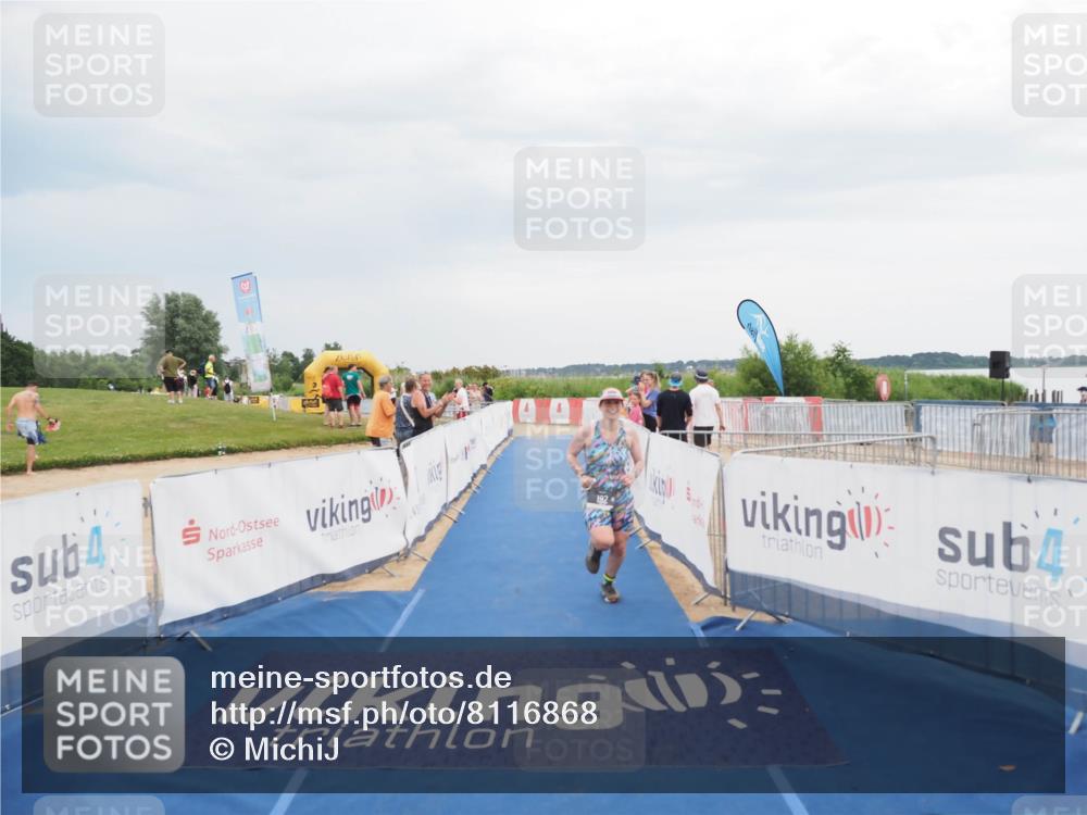 22.06.2025 - Viking Triathlon MichiJ http://msf.ph/oto/8116868 22.06.2025 16:51:57 Ziel 192 meine-sportfotos.de