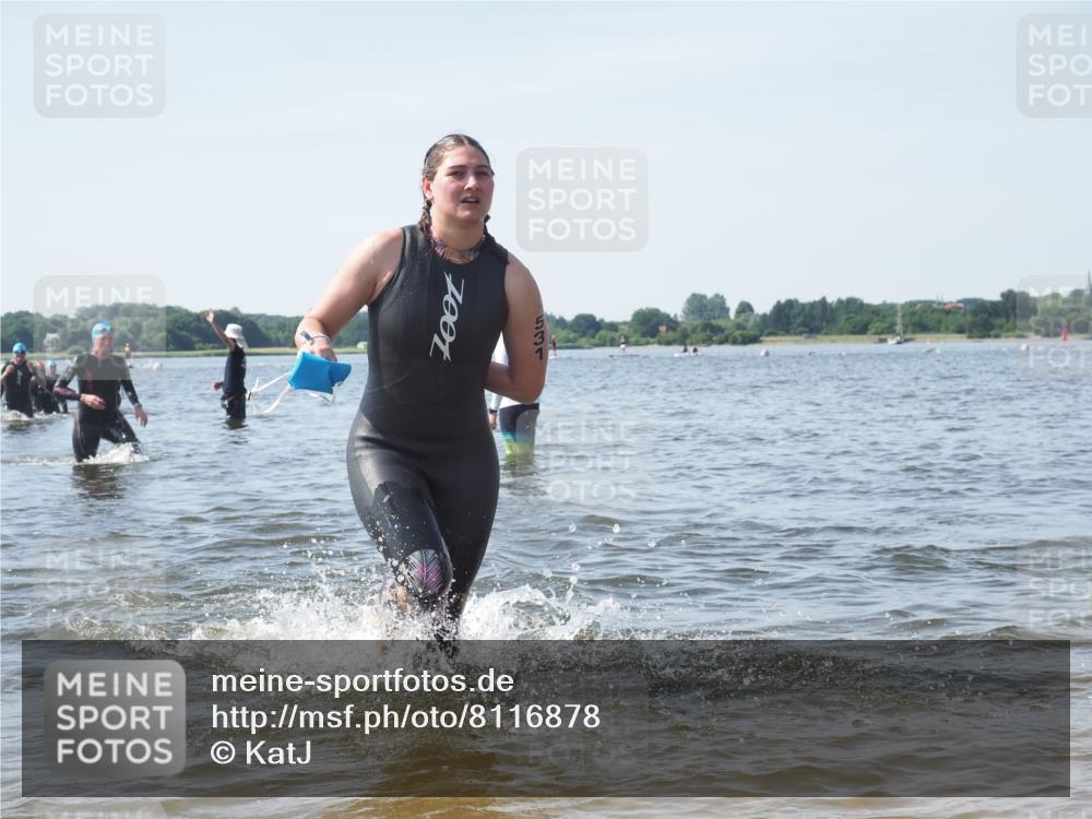 22.06.2025 - Viking Triathlon KatJ http://msf.ph/oto/8116878 22.06.2025 10:43:51 Schwimmen 41, 249, 362, 410, 531 meine-sportfotos.de