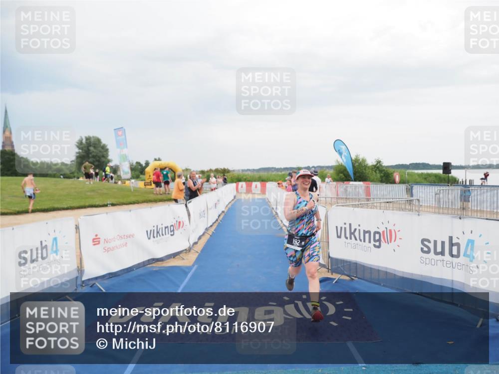 22.06.2025 - Viking Triathlon MichiJ http://msf.ph/oto/8116907 22.06.2025 16:51:57 Ziel 192 meine-sportfotos.de