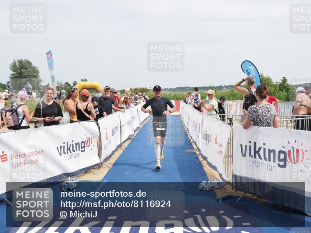 22.06.2025 - Viking Triathlon MichiJ http://msf.ph/oto/8116924 22.06.2025 14:56:18 Ziel 167 meine-sportfotos.de