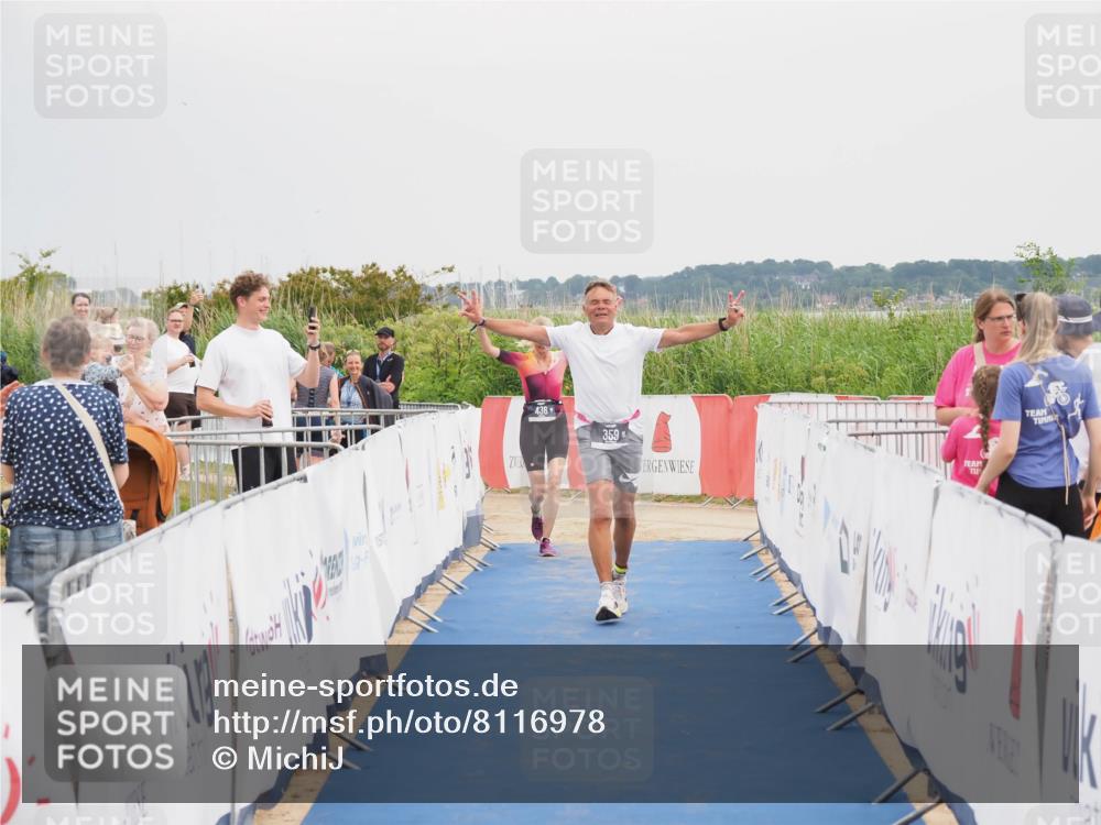 22.06.2025 - Viking Triathlon MichiJ http://msf.ph/oto/8116978 22.06.2025 16:53:31 Ziel 359, 436 meine-sportfotos.de