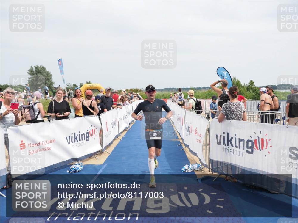 22.06.2025 - Viking Triathlon MichiJ http://msf.ph/oto/8117003 22.06.2025 14:56:19 Ziel 167 meine-sportfotos.de