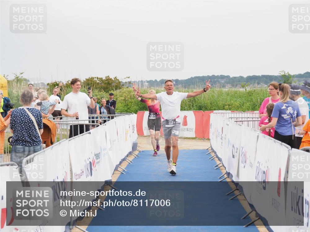 22.06.2025 - Viking Triathlon MichiJ http://msf.ph/oto/8117006 22.06.2025 16:53:31 Ziel 359, 436 meine-sportfotos.de