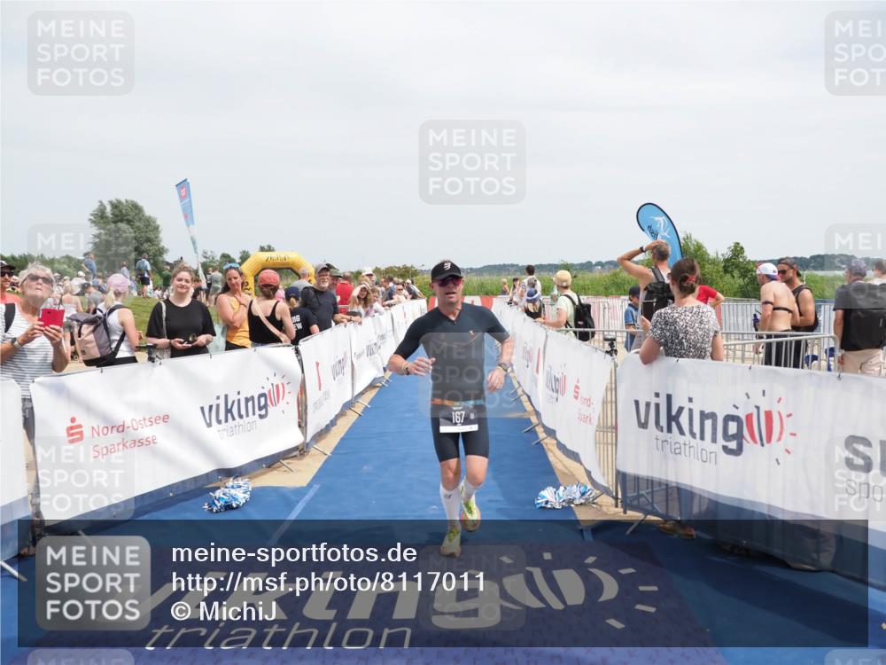 22.06.2025 - Viking Triathlon MichiJ http://msf.ph/oto/8117011 22.06.2025 14:56:19 Ziel 167 meine-sportfotos.de