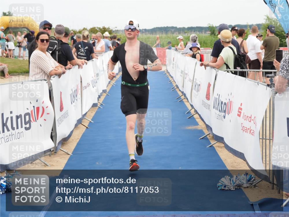 22.06.2025 - Viking Triathlon MichiJ http://msf.ph/oto/8117053 22.06.2025 15:07:06 Ziel 117 meine-sportfotos.de