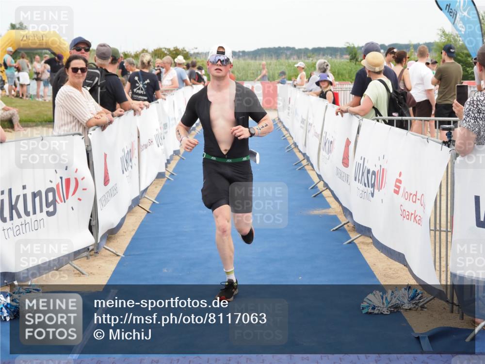 22.06.2025 - Viking Triathlon MichiJ http://msf.ph/oto/8117063 22.06.2025 15:07:06 Ziel 117 meine-sportfotos.de