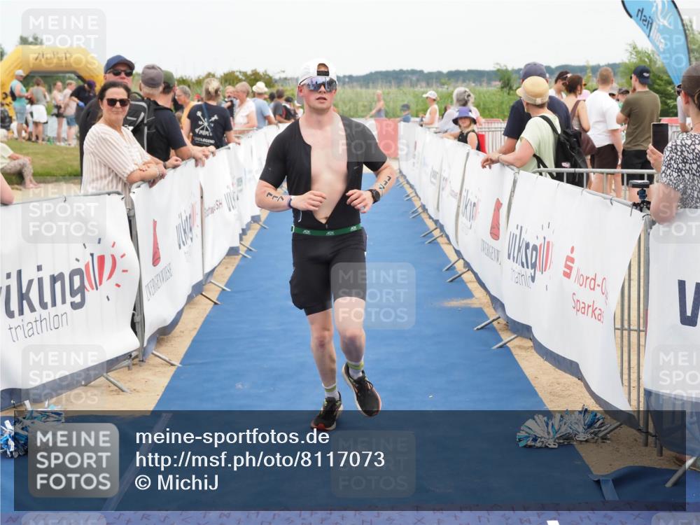 22.06.2025 - Viking Triathlon MichiJ http://msf.ph/oto/8117073 22.06.2025 15:07:06 Ziel 117 meine-sportfotos.de