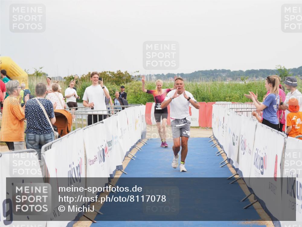 22.06.2025 - Viking Triathlon MichiJ http://msf.ph/oto/8117078 22.06.2025 16:53:32 Ziel 359, 436 meine-sportfotos.de