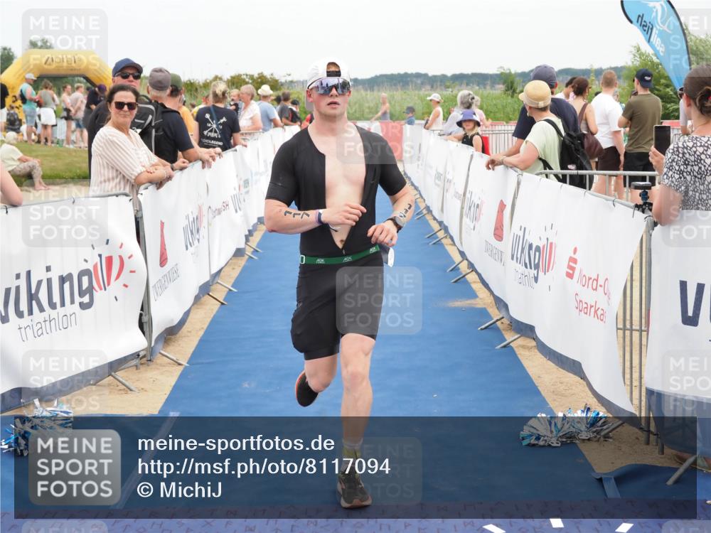 22.06.2025 - Viking Triathlon MichiJ http://msf.ph/oto/8117094 22.06.2025 15:07:06 Ziel 117 meine-sportfotos.de