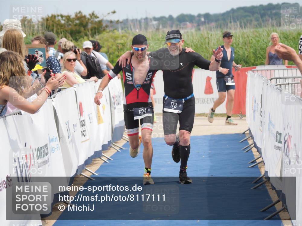 22.06.2025 - Viking Triathlon MichiJ http://msf.ph/oto/8117111 22.06.2025 14:56:28 Ziel 88, 173, 524 meine-sportfotos.de