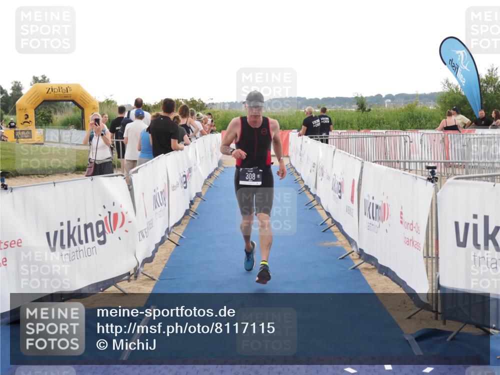 22.06.2025 - Viking Triathlon MichiJ http://msf.ph/oto/8117115 22.06.2025 16:27:29 Ziel 308 meine-sportfotos.de