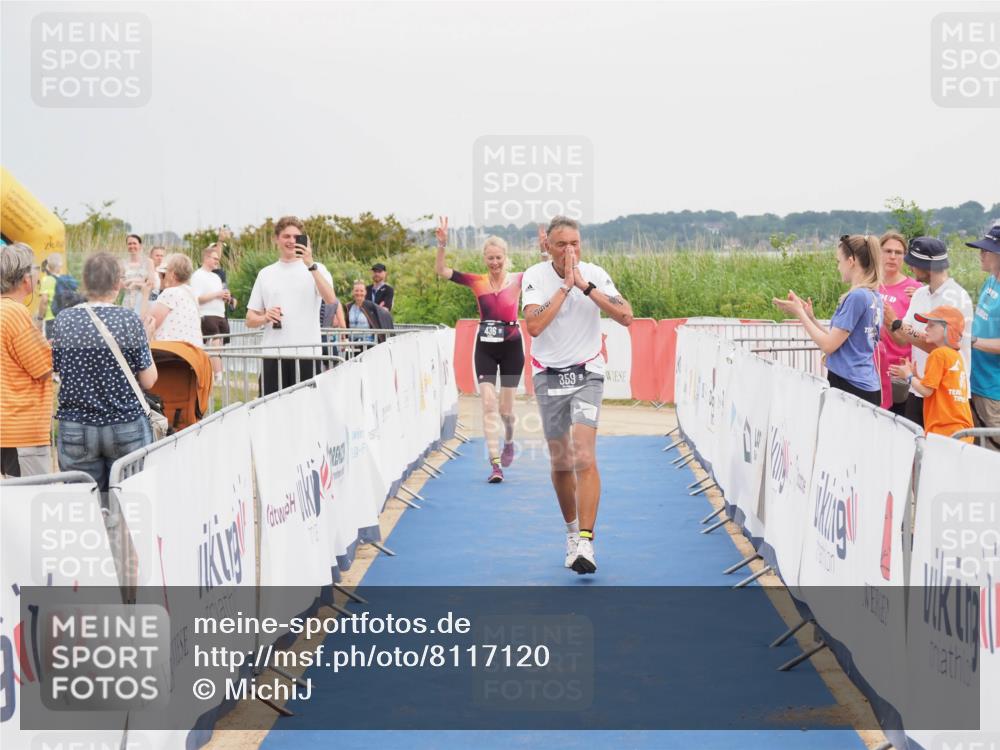 22.06.2025 - Viking Triathlon MichiJ http://msf.ph/oto/8117120 22.06.2025 16:53:33 Ziel 359, 436 meine-sportfotos.de