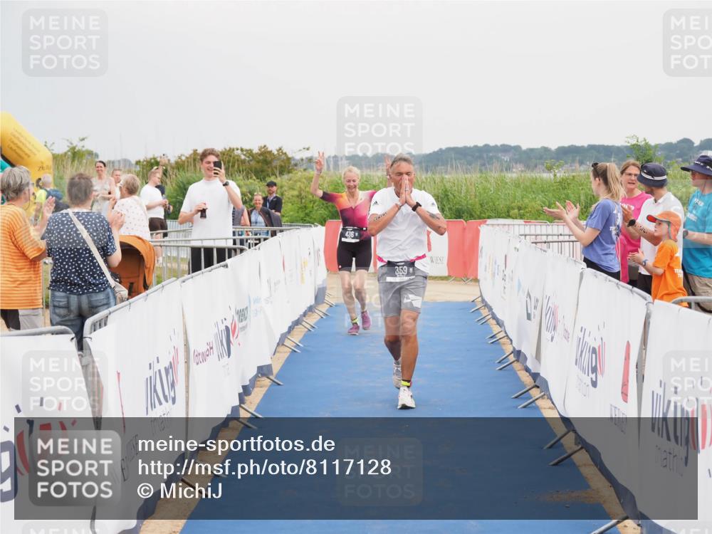 22.06.2025 - Viking Triathlon MichiJ http://msf.ph/oto/8117128 22.06.2025 16:53:33 Ziel 359, 436 meine-sportfotos.de