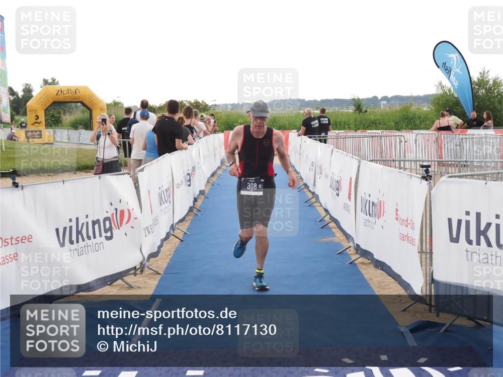 22.06.2025 - Viking Triathlon MichiJ http://msf.ph/oto/8117130 22.06.2025 16:27:29 Ziel 308 meine-sportfotos.de