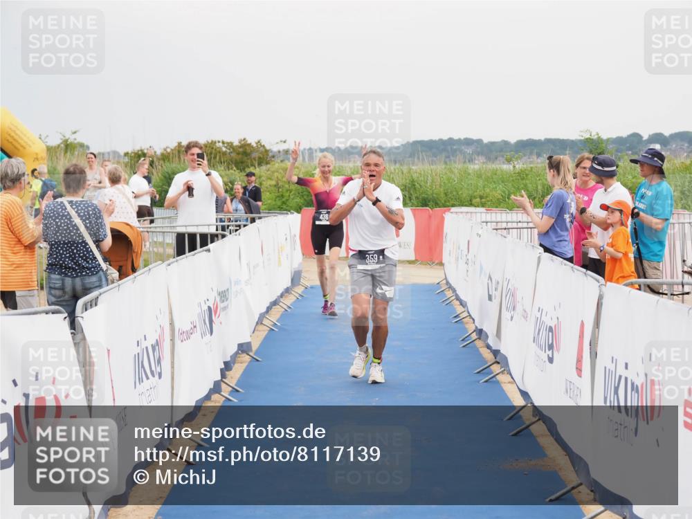 22.06.2025 - Viking Triathlon MichiJ http://msf.ph/oto/8117139 22.06.2025 16:53:33 Ziel 359, 436 meine-sportfotos.de