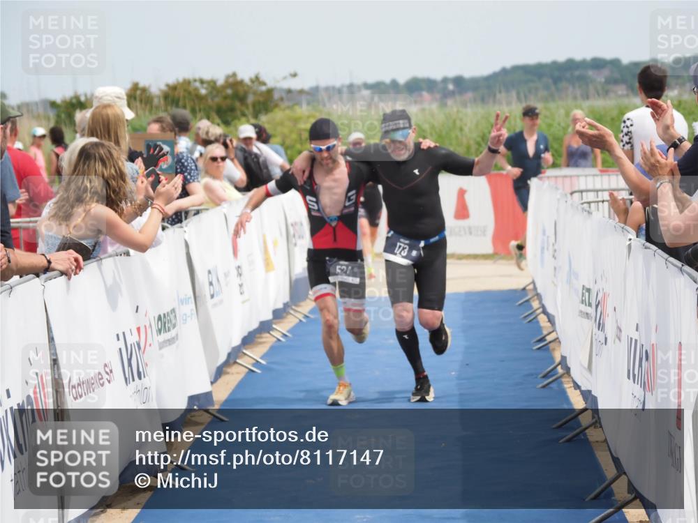22.06.2025 - Viking Triathlon MichiJ http://msf.ph/oto/8117147 22.06.2025 14:56:29 Ziel 88, 173, 524 meine-sportfotos.de