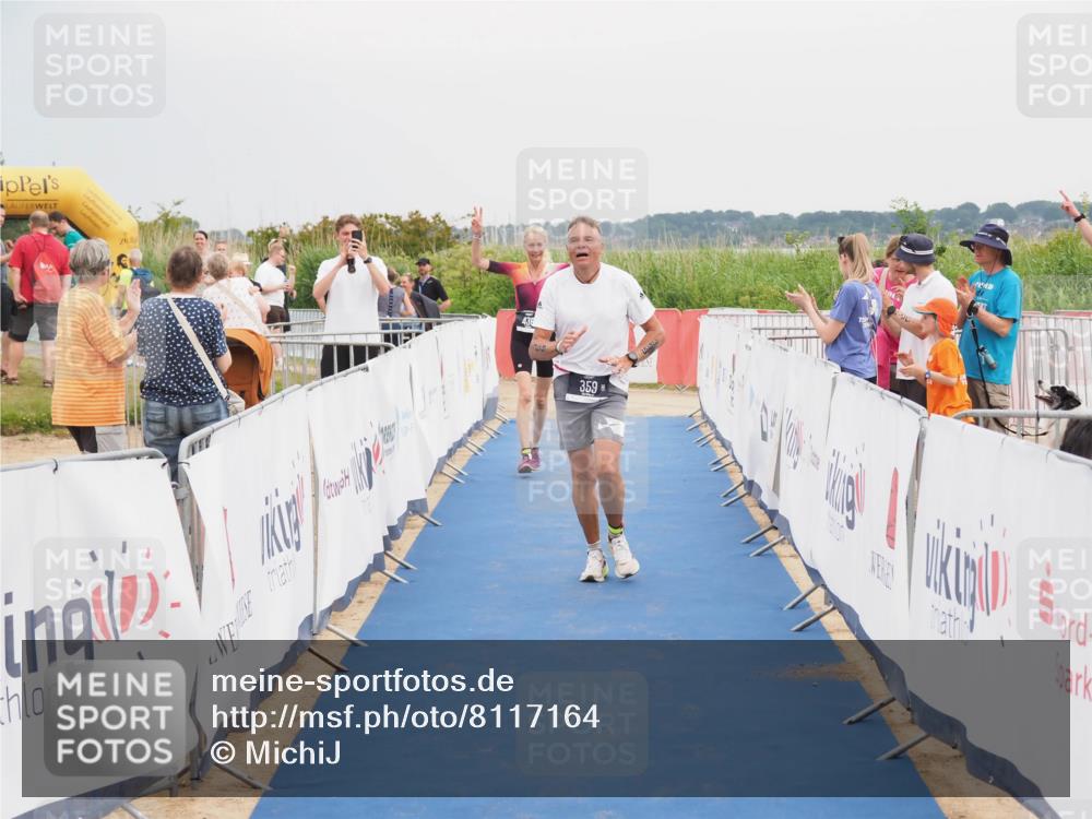 22.06.2025 - Viking Triathlon MichiJ http://msf.ph/oto/8117164 22.06.2025 16:53:33 Ziel 359, 436 meine-sportfotos.de