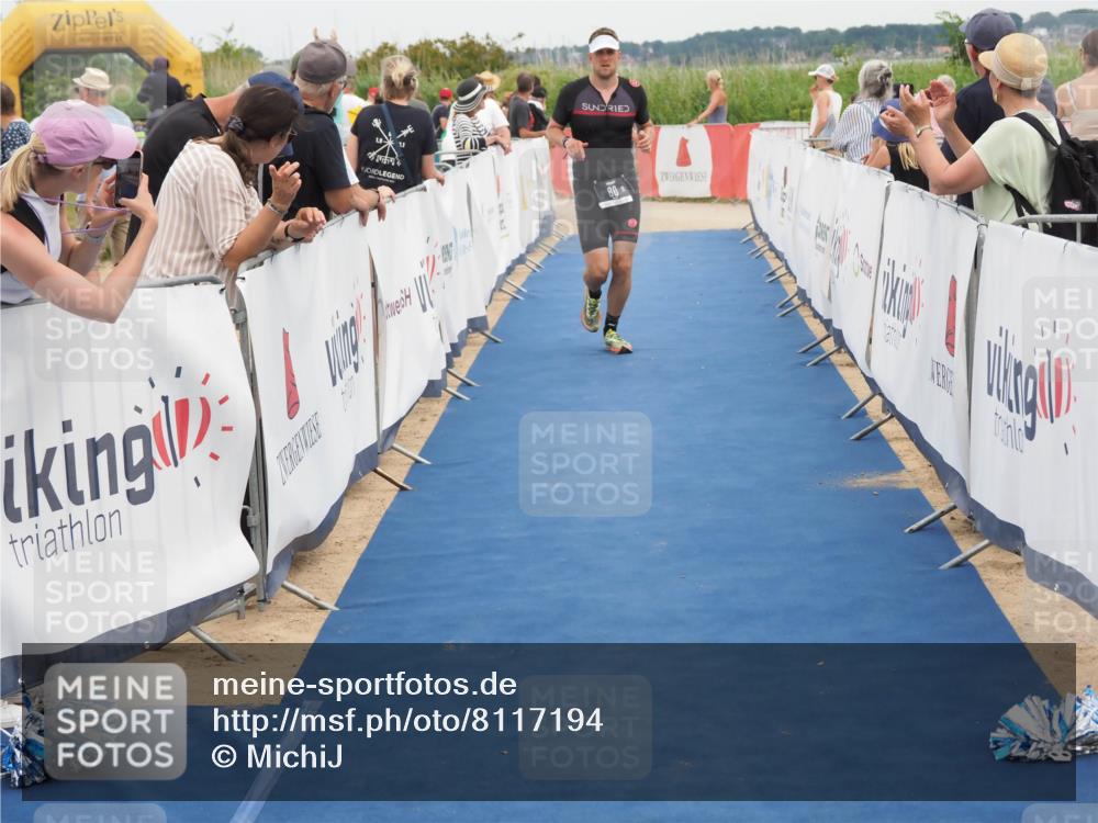 22.06.2025 - Viking Triathlon MichiJ http://msf.ph/oto/8117194 22.06.2025 15:07:24 Ziel 80 meine-sportfotos.de