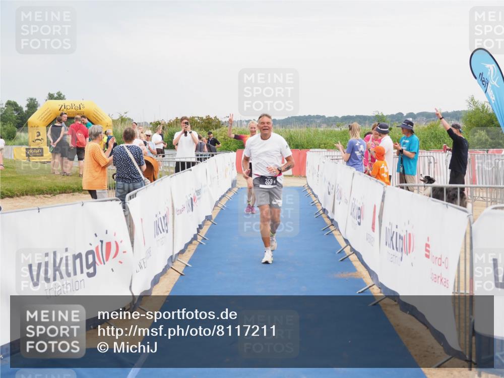 22.06.2025 - Viking Triathlon MichiJ http://msf.ph/oto/8117211 22.06.2025 16:53:34 Ziel 359, 436 meine-sportfotos.de