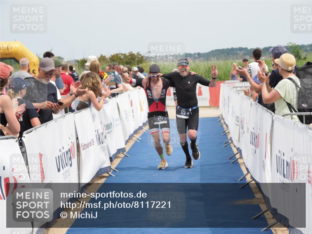 22.06.2025 - Viking Triathlon MichiJ http://msf.ph/oto/8117221 22.06.2025 14:56:29 Ziel 88, 173, 524 meine-sportfotos.de