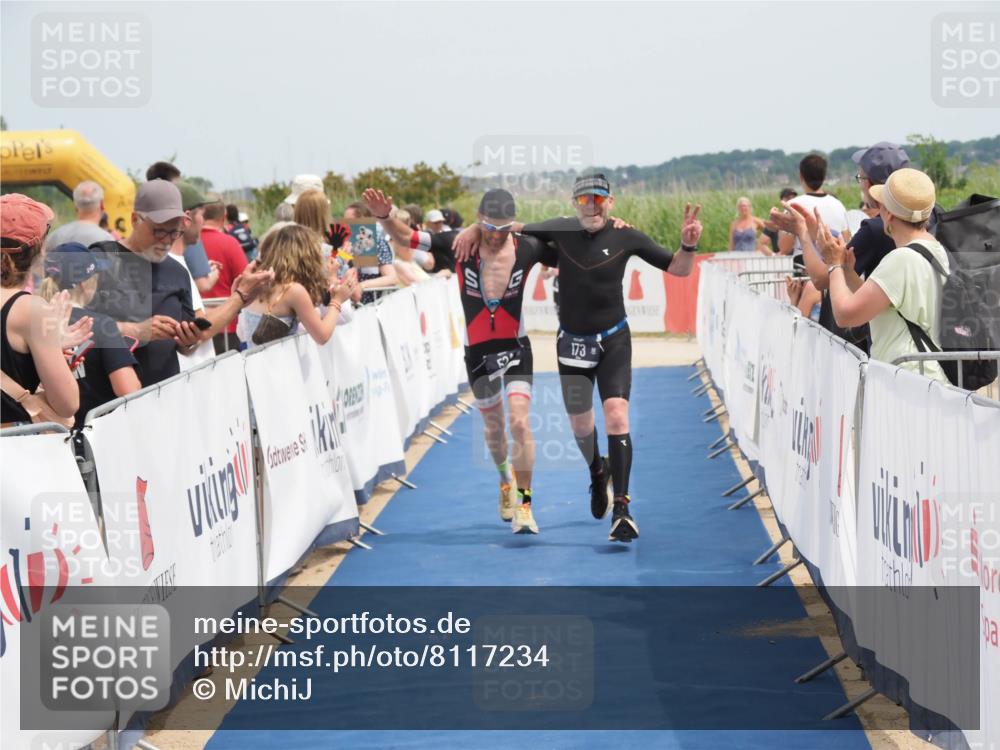 22.06.2025 - Viking Triathlon MichiJ http://msf.ph/oto/8117234 22.06.2025 14:56:30 Ziel 88, 173, 524 meine-sportfotos.de
