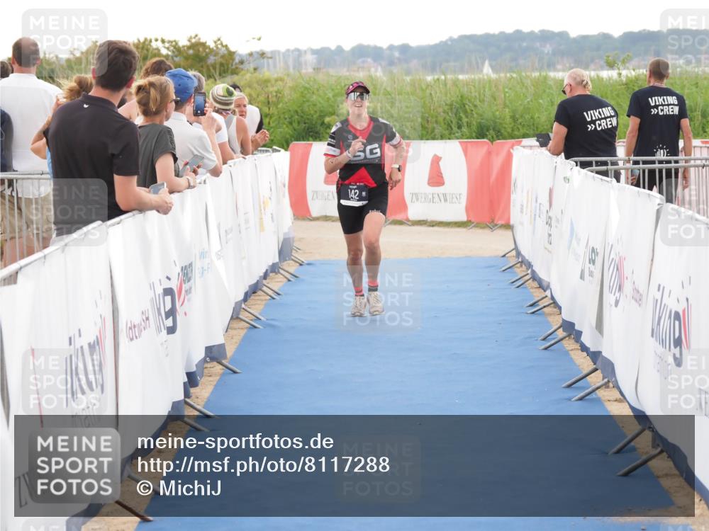 22.06.2025 - Viking Triathlon MichiJ http://msf.ph/oto/8117288 22.06.2025 16:27:43 Ziel 142 meine-sportfotos.de
