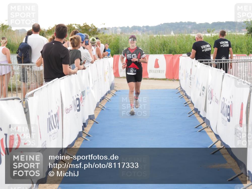 22.06.2025 - Viking Triathlon MichiJ http://msf.ph/oto/8117333 22.06.2025 16:27:44 Ziel 142 meine-sportfotos.de