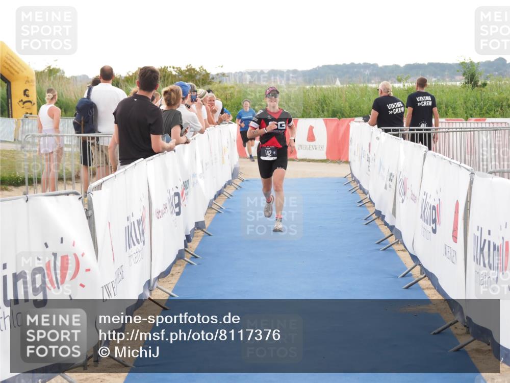 22.06.2025 - Viking Triathlon MichiJ http://msf.ph/oto/8117376 22.06.2025 16:27:44 Ziel 142 meine-sportfotos.de