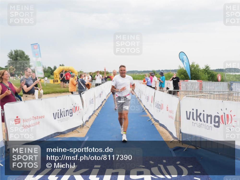 22.06.2025 - Viking Triathlon MichiJ http://msf.ph/oto/8117390 22.06.2025 16:53:36 Ziel 359, 436 meine-sportfotos.de