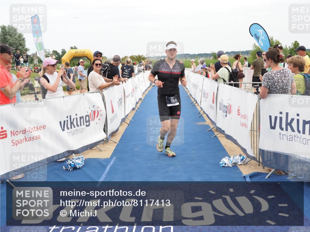 22.06.2025 - Viking Triathlon MichiJ http://msf.ph/oto/8117413 22.06.2025 15:07:26 Ziel 80 meine-sportfotos.de