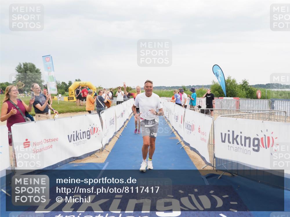 22.06.2025 - Viking Triathlon MichiJ http://msf.ph/oto/8117417 22.06.2025 16:53:36 Ziel 359, 436 meine-sportfotos.de