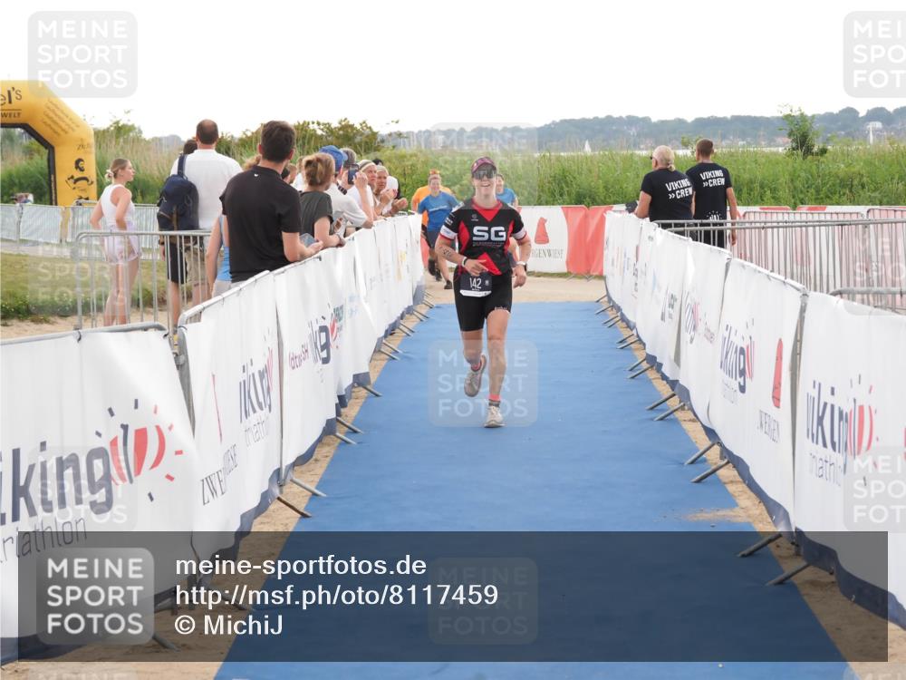 22.06.2025 - Viking Triathlon MichiJ http://msf.ph/oto/8117459 22.06.2025 16:27:45 Ziel 142, 633 meine-sportfotos.de