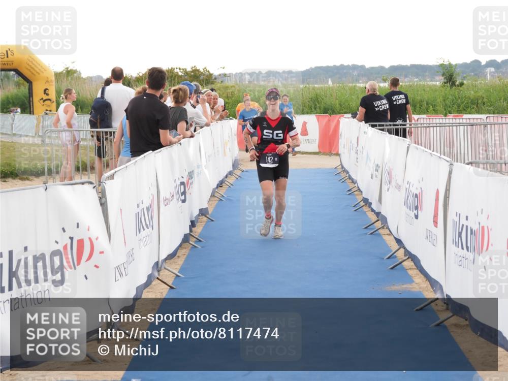 22.06.2025 - Viking Triathlon MichiJ http://msf.ph/oto/8117474 22.06.2025 16:27:45 Ziel 142, 633 meine-sportfotos.de