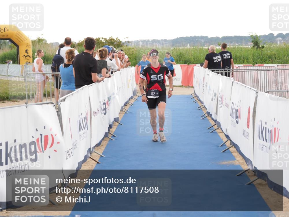22.06.2025 - Viking Triathlon MichiJ http://msf.ph/oto/8117508 22.06.2025 16:27:45 Ziel 142, 633 meine-sportfotos.de