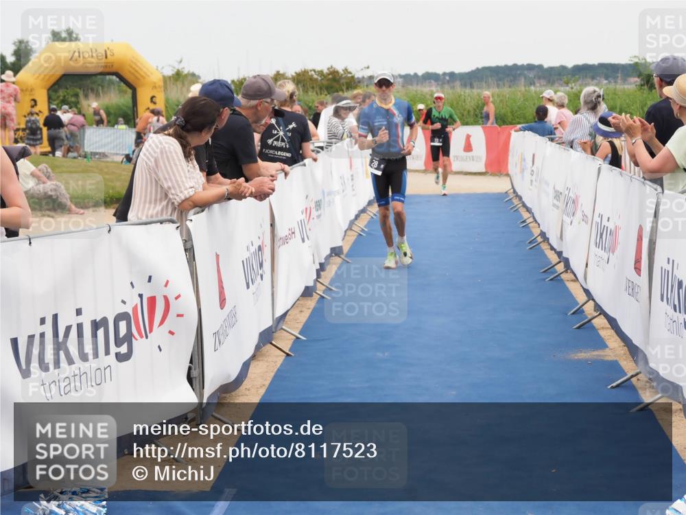22.06.2025 - Viking Triathlon MichiJ http://msf.ph/oto/8117523 22.06.2025 15:07:32 Ziel 28, 113 meine-sportfotos.de