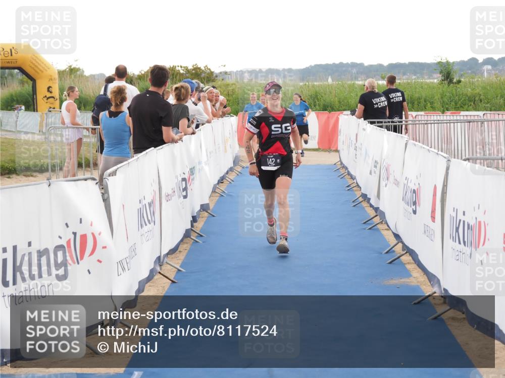 22.06.2025 - Viking Triathlon MichiJ http://msf.ph/oto/8117524 22.06.2025 16:27:45 Ziel 142, 633 meine-sportfotos.de