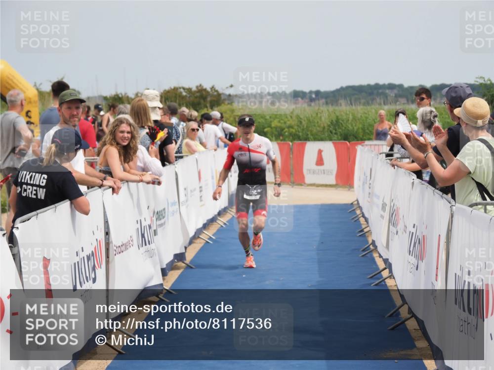 22.06.2025 - Viking Triathlon MichiJ http://msf.ph/oto/8117536 22.06.2025 14:56:38 Ziel 88, 352 meine-sportfotos.de
