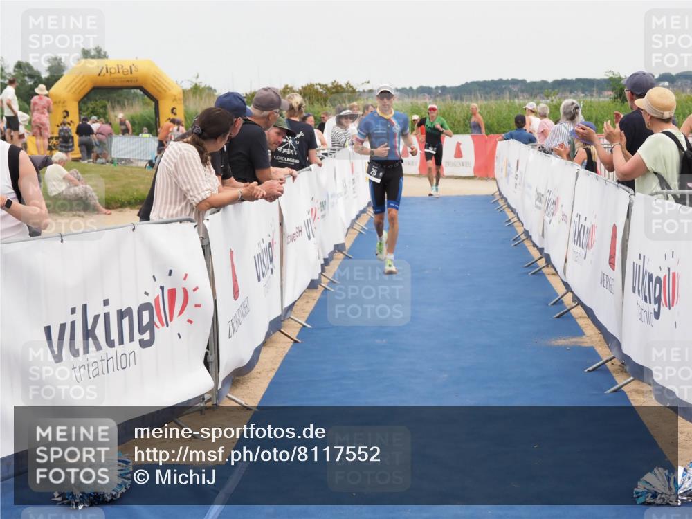 22.06.2025 - Viking Triathlon MichiJ http://msf.ph/oto/8117552 22.06.2025 15:07:32 Ziel 28, 113 meine-sportfotos.de