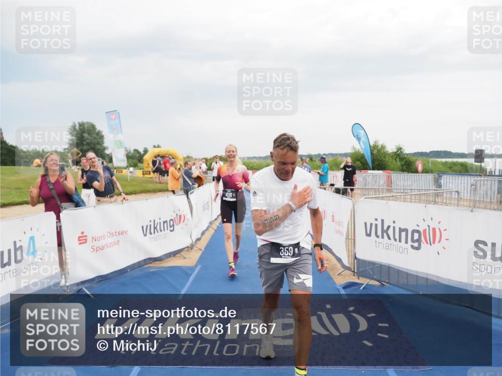 22.06.2025 - Viking Triathlon MichiJ http://msf.ph/oto/8117567 22.06.2025 16:53:38 Ziel 359, 436 meine-sportfotos.de