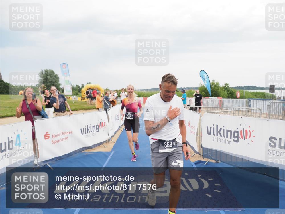 22.06.2025 - Viking Triathlon MichiJ http://msf.ph/oto/8117576 22.06.2025 16:53:38 Ziel 359, 436 meine-sportfotos.de