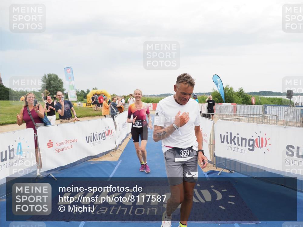22.06.2025 - Viking Triathlon MichiJ http://msf.ph/oto/8117587 22.06.2025 16:53:38 Ziel 359, 436 meine-sportfotos.de
