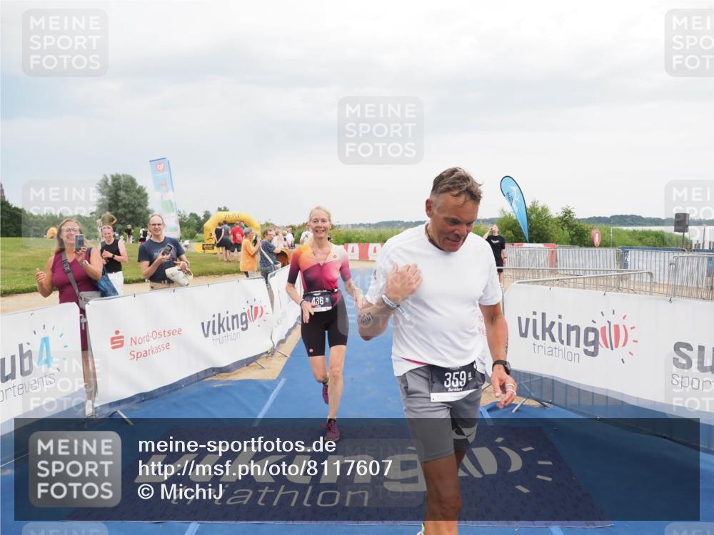 22.06.2025 - Viking Triathlon MichiJ http://msf.ph/oto/8117607 22.06.2025 16:53:38 Ziel 359, 436 meine-sportfotos.de