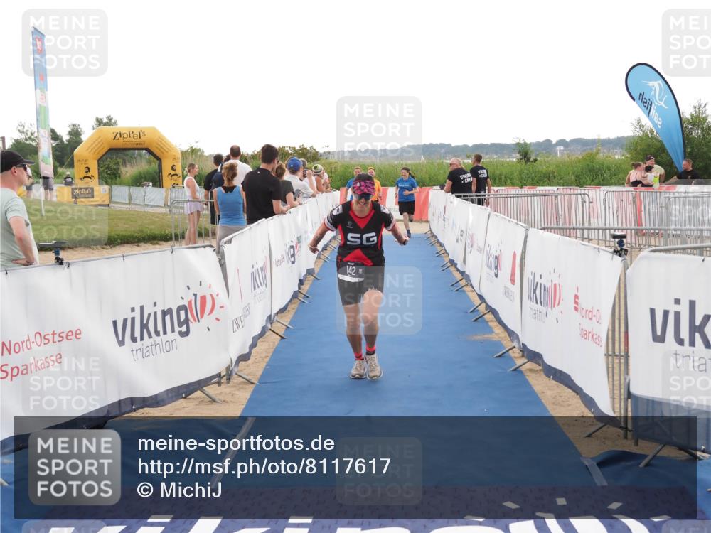 22.06.2025 - Viking Triathlon MichiJ http://msf.ph/oto/8117617 22.06.2025 16:27:46 Ziel 142, 633 meine-sportfotos.de